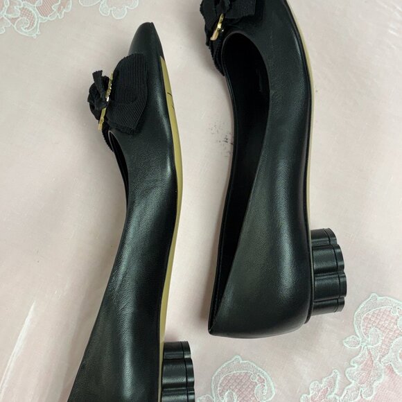 NEW-Salvatore Ferragamo-54595-Women Black Leather heel Dress shoes.Sz-8B.Italy. - Picture 9 of 14